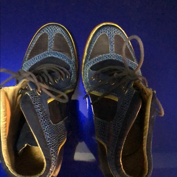 L.A.M.B. High platform blue shoes - Picture 2 of 4